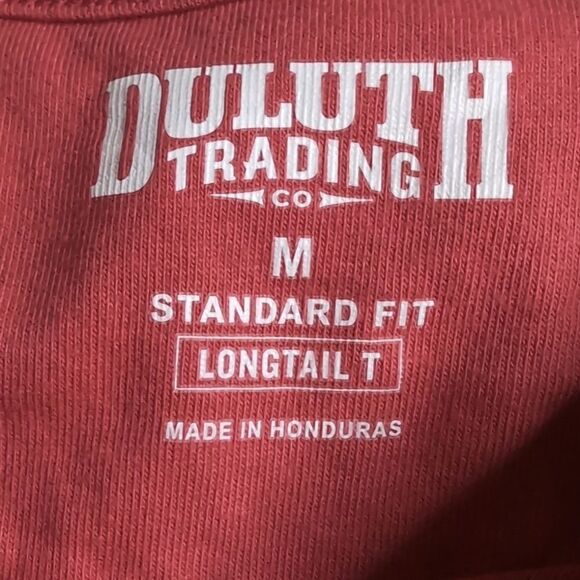 Duluth Men's Medium Standard Fit Long Tail Short Sleeve Tee Shirt in Rust, NEW - Picture 4 of 8